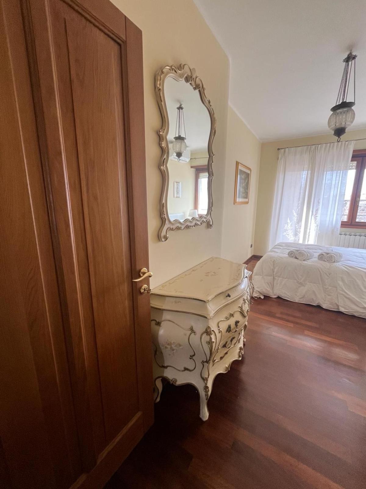 Appia Nuova Lucrezia Apartment Rom Exterior foto
